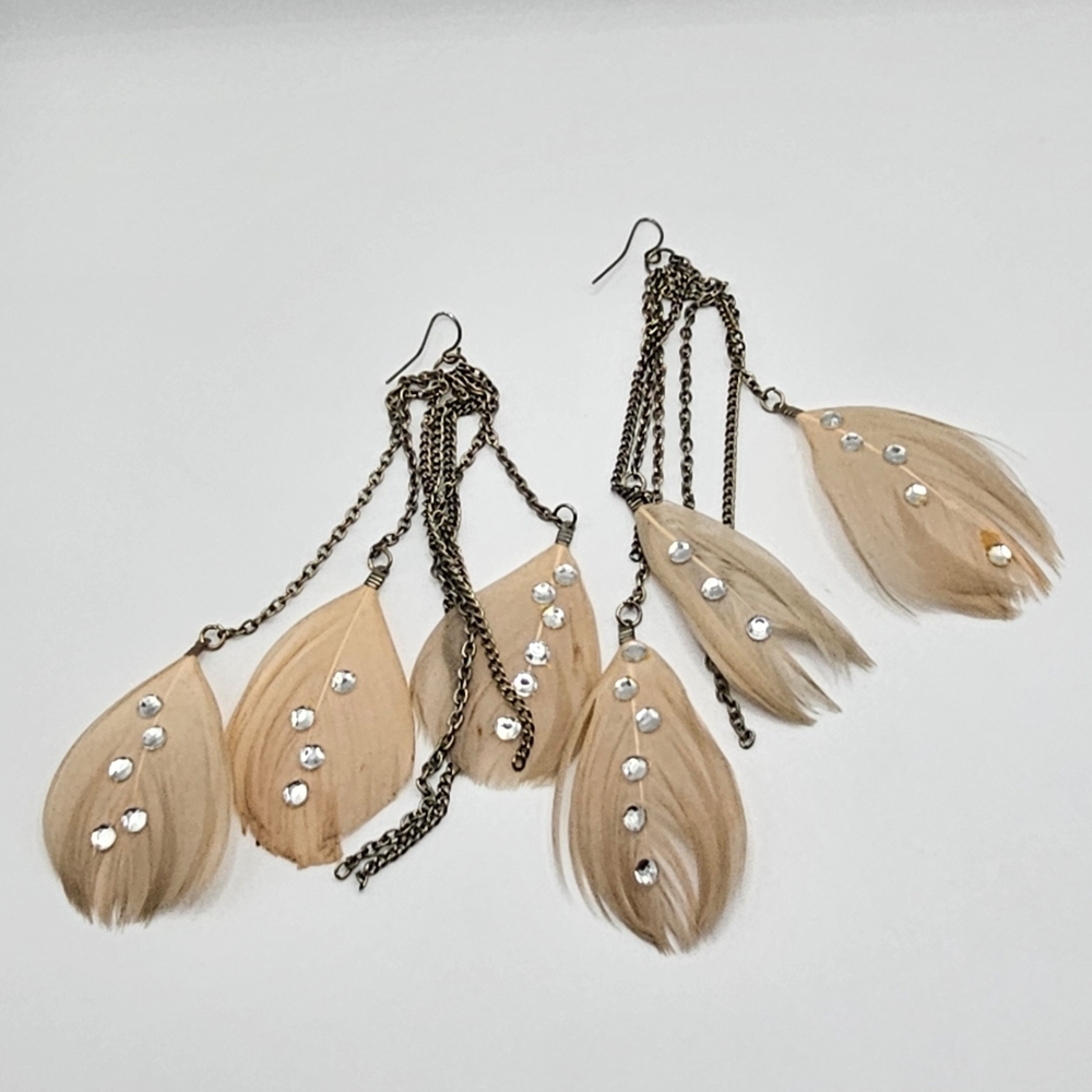 Feather and Chain Drop Earrings with Rhinestones - Picture 2 of 3